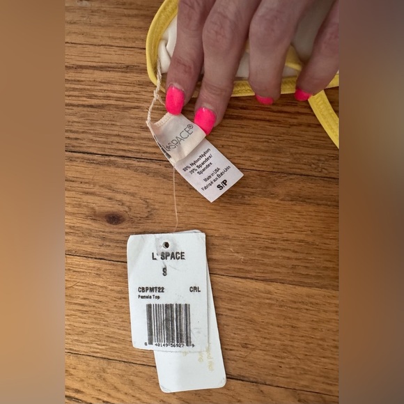 L*Space Pamela Bikini Top Cream/Lemon Drop - Picture 6 of 7